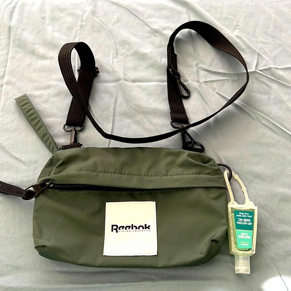 Reebok by Victoria Beckham crossbody/clutch